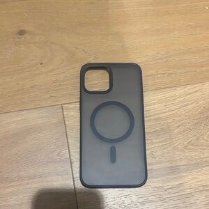MagSafe Compatible Black Phone Case